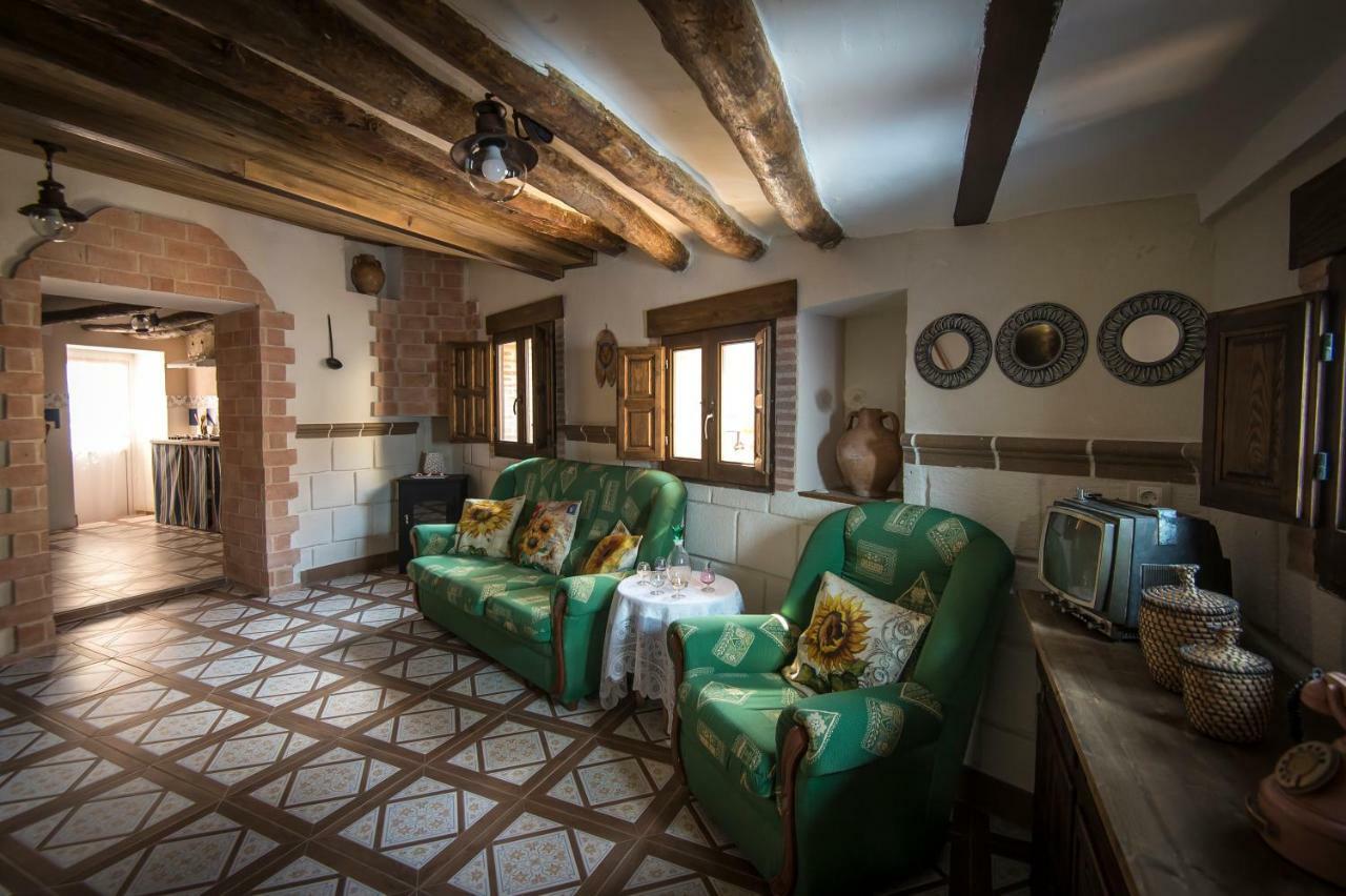 Casa Rural "El Olivo" Estercuel エクステリア 写真